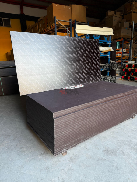 Riga Form 30x1250x2500 mm Plywood Taban Tahtası | Film Kaplı Huş Kontrplak